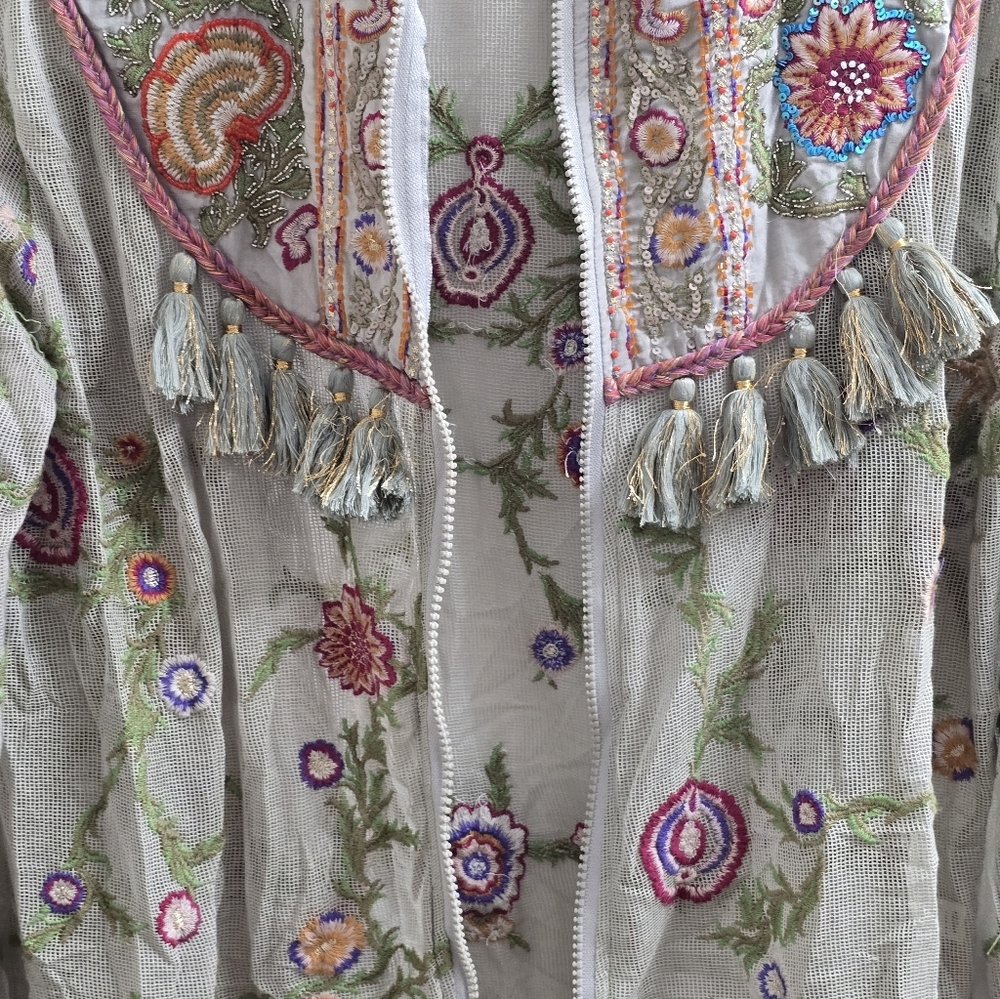 Arratta Silent Journey Colorful Embroidered Mesh Top - Picture 4 of 8